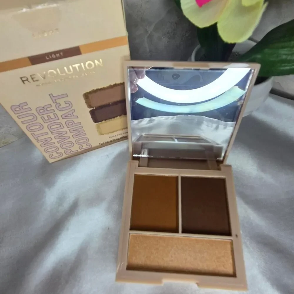 Revolution Light Makeup Bundle